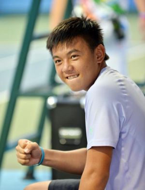 “Thần đồng” của làng tennis Việt