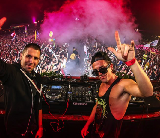 Bộ đôi DJ số 1 thế giới Dimitri Vegas & Like Mike từng đến Việt Nam