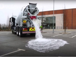 Hai phát minh khoa học thần kỳ trong năm 2015 Nước sẽ bị hấp thụ ngay lập tức như chưa từng có giọt nào rơi xuống