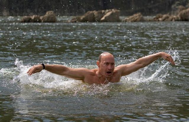 Tổng thống Putin cũng từng đến bơi ở Baikal.