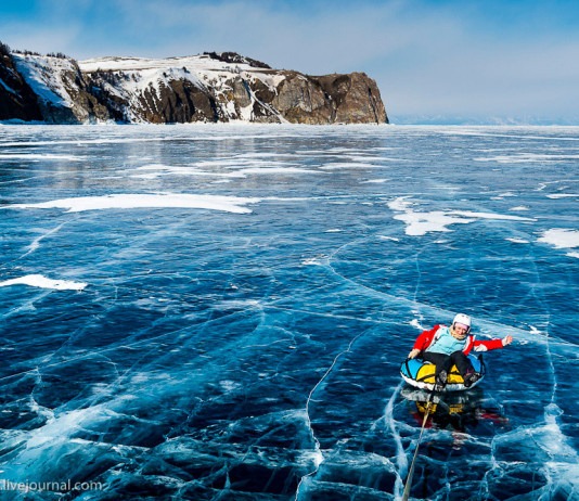 Bí ẩn hồ Baikal – Ngâm mình để trở nên bất tử Hàng năm, hồ Baikal thu hút nhiều nhà thám hiểm và dân du lịch ghé thăm.