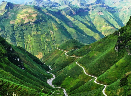 Vẻ đẹp của những cung đường trên ngọn đèo Mã Pí Lèng