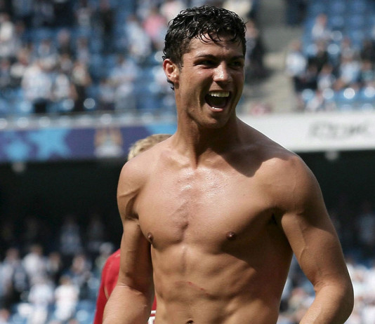 Thân hình của Ronaldo ngày hôm nay là nhờ quá trình tập luyện không biết mệt mỏi